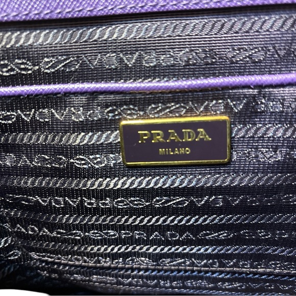 š„EUC Prada Saffiano Lux Leather Purple Tote
š„HOST PICKš„ - Picture 9 of 17